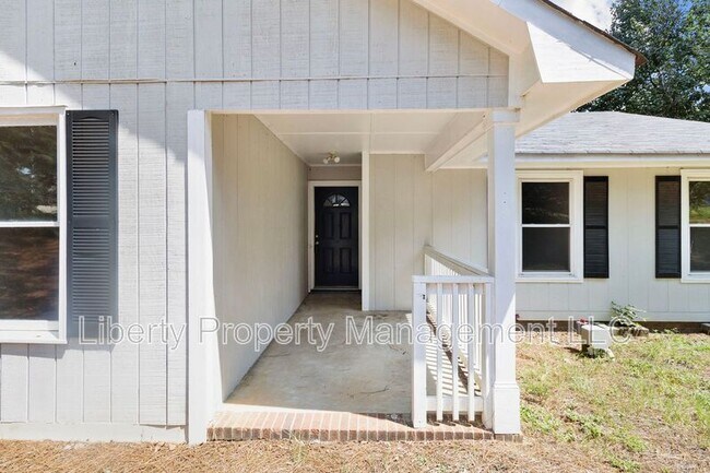 Building Photo - 512 Nottingham Dr