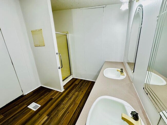 Building Photo - A Great Property In Cabot Waiting For You to Call It Home!