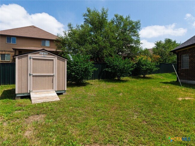 Building Photo - 822 Terra Cotta Ct