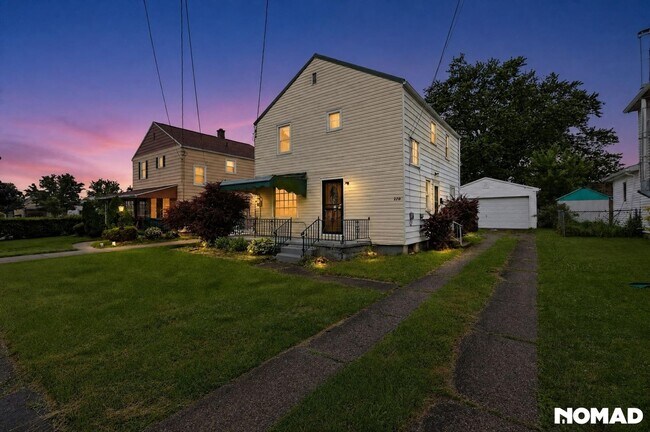 Building Photo - 220 Michael Ave