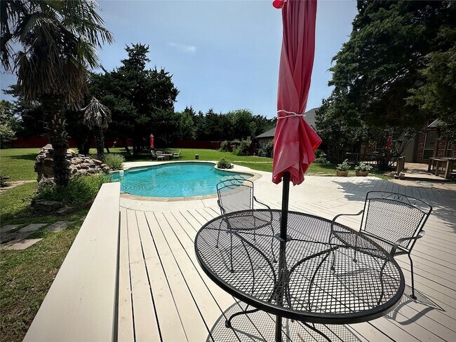 Building Photo - 2610 Jakes Ct