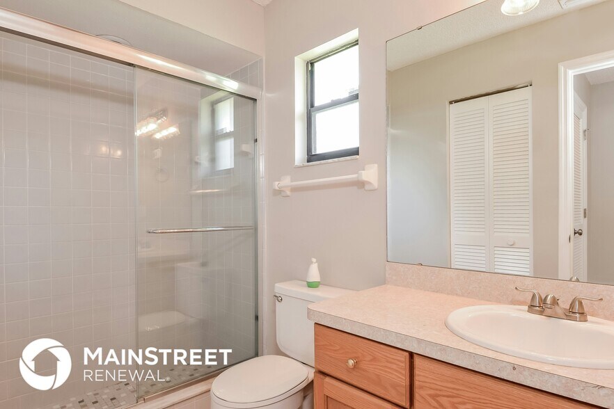 Building Photo - 5864 Pauma Ct
