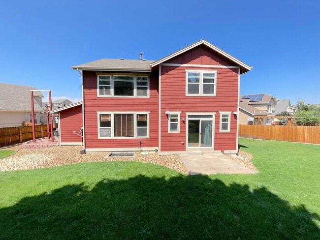 Building Photo - 6 Bedroom Home Available Near North Gate B...