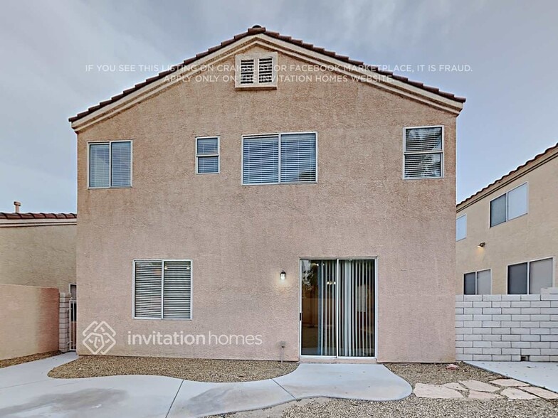 Building Photo - 8928 Little Horse Ave