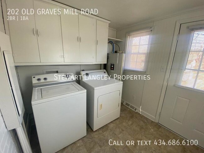 Building Photo - 202 Old Graves Mill Rd