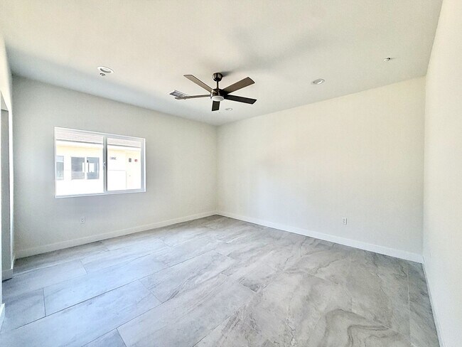 Building Photo - 68162-68162 Modalo Rd