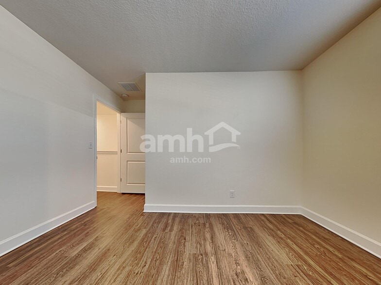 Building Photo - 105 Moultrie Crossing Ln