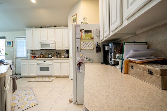 Building Photo - 2834 Falcon Knoll Ln