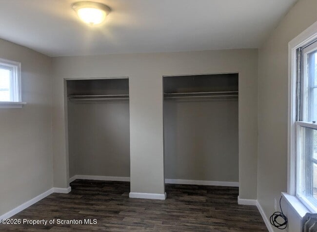 Building Photo - 714 Orchard St