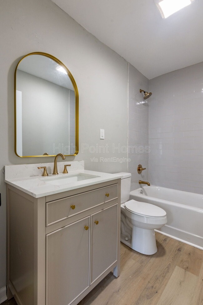 Building Photo - 3312 Tarlton Ave