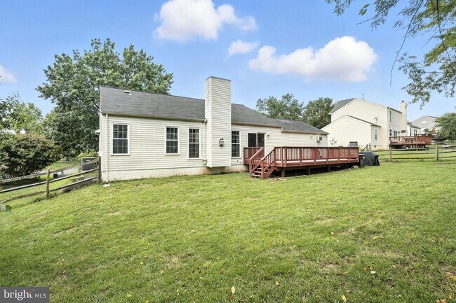 Building Photo - 9571 Basilwood Dr