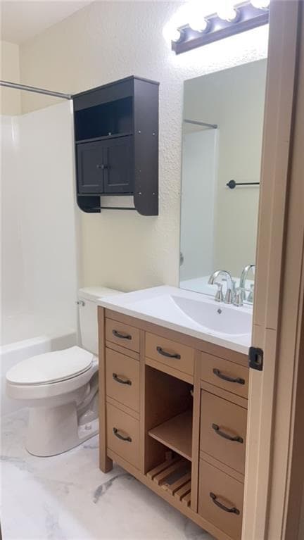 Building Photo - 10 Evans Ln