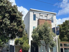 Building Photo - The contemporary residential unit townhouse