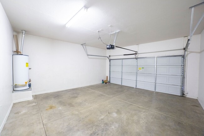 Building Photo - 14976 S Camino Rio Puerco