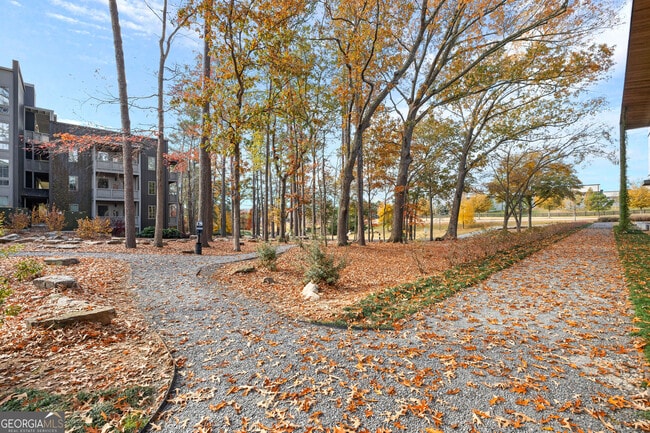 Building Photo - 255 High St