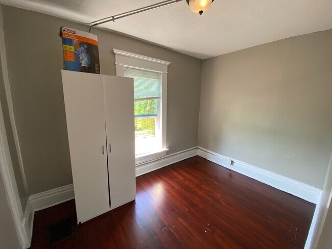 Building Photo - OSU Central Campus Single Family Home! W/ ...