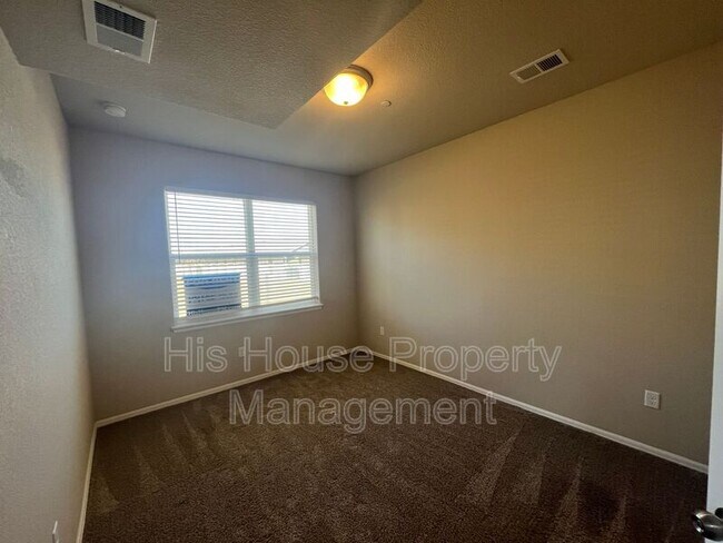 Building Photo - 5551 W 29th St