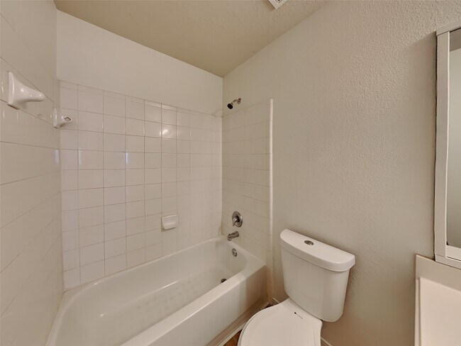 Building Photo - 18514 Inwood Elm Cir