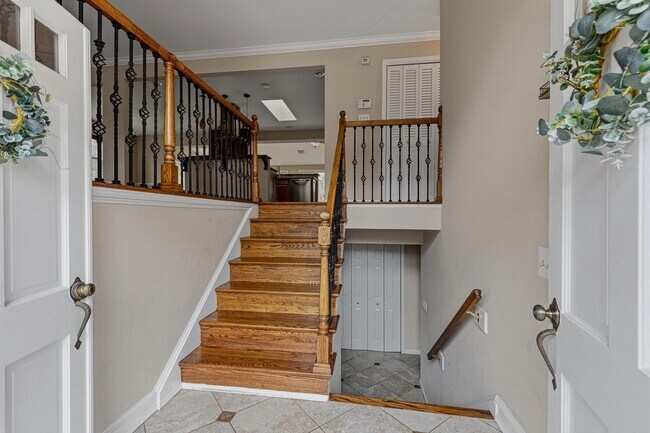 Building Photo - 1322 Cordelia Ct