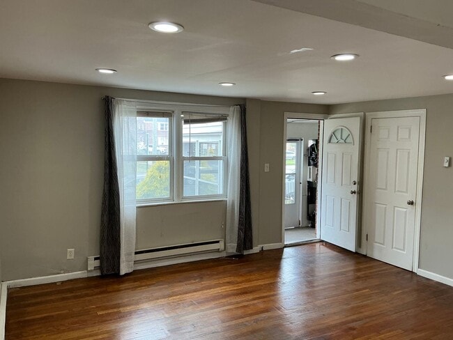 Building Photo - 768 Audrey Dr