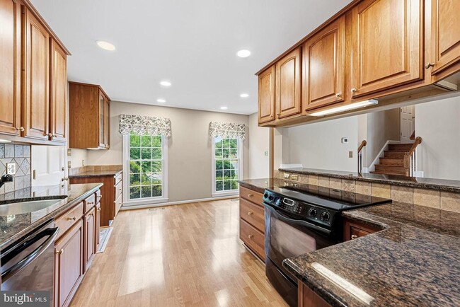 Building Photo - 1432 Filene Ct