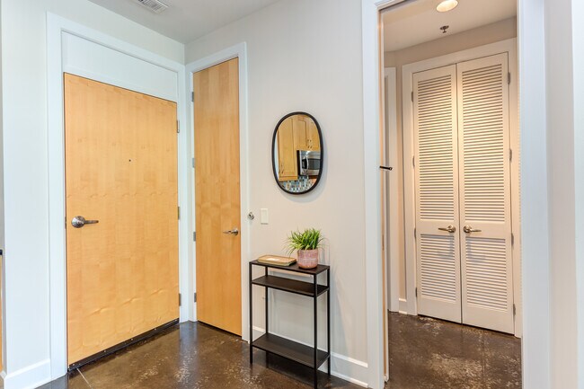 Building Photo - 2608 Erwin Rd