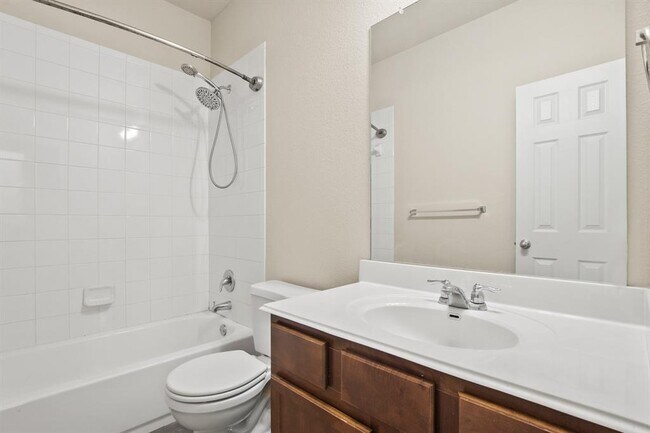 Building Photo - 2478 Santa Barbara Loop