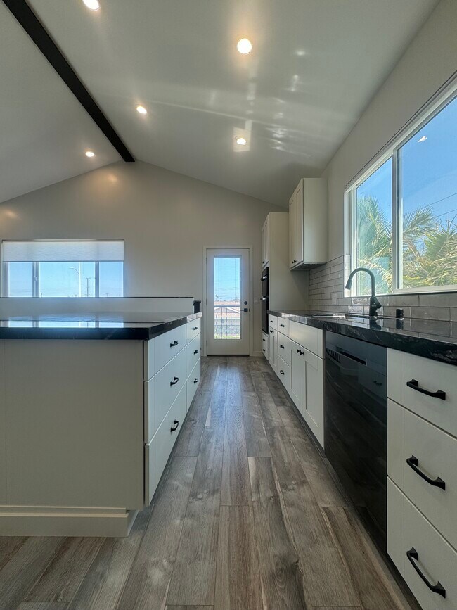 Building Photo - 17455 Marken Ln