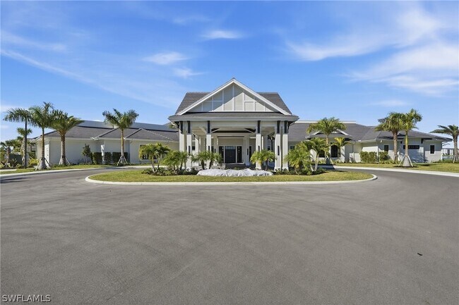 Building Photo - 15940 Grassland Ln