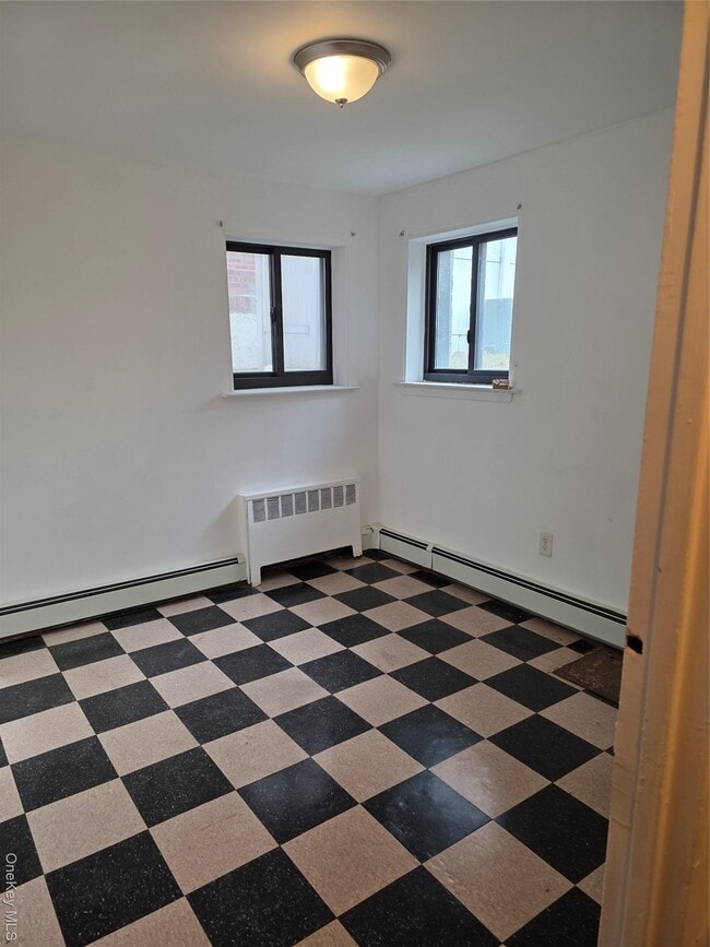 Building Photo - 99-14 25th Ave