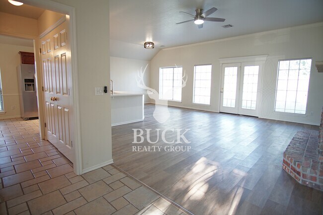 Building Photo - 17408 Zinc Dr