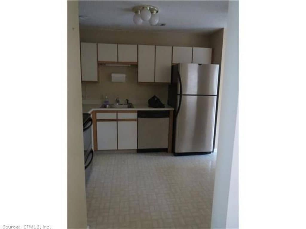 Building Photo - 105 The Mews