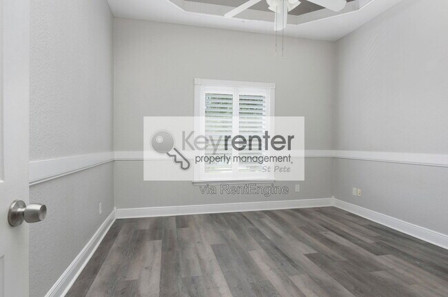 Building Photo - 3814 W El Prado Blvd