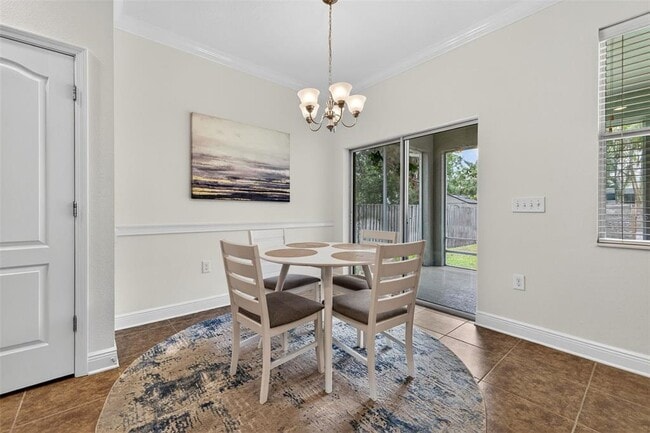 Building Photo - 3204 W Marlin Ave