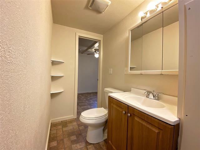 Building Photo - 10606 County Rd 1020