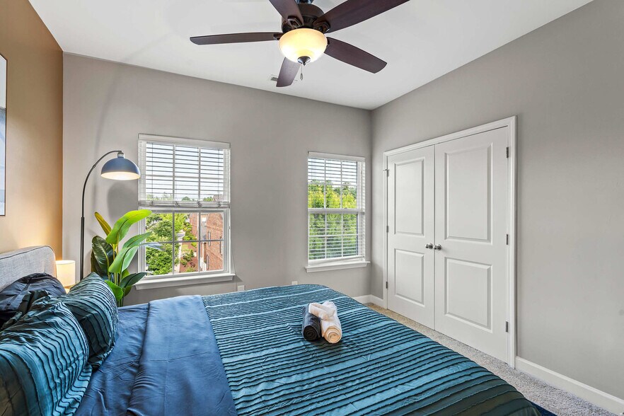 Building Photo - 12834 Delvin Castle Ct