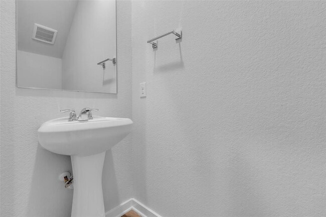 Building Photo - 8442 Sweet Cherry Ln