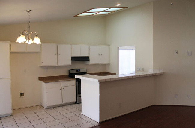Building Photo - 4039 E Ave R-6