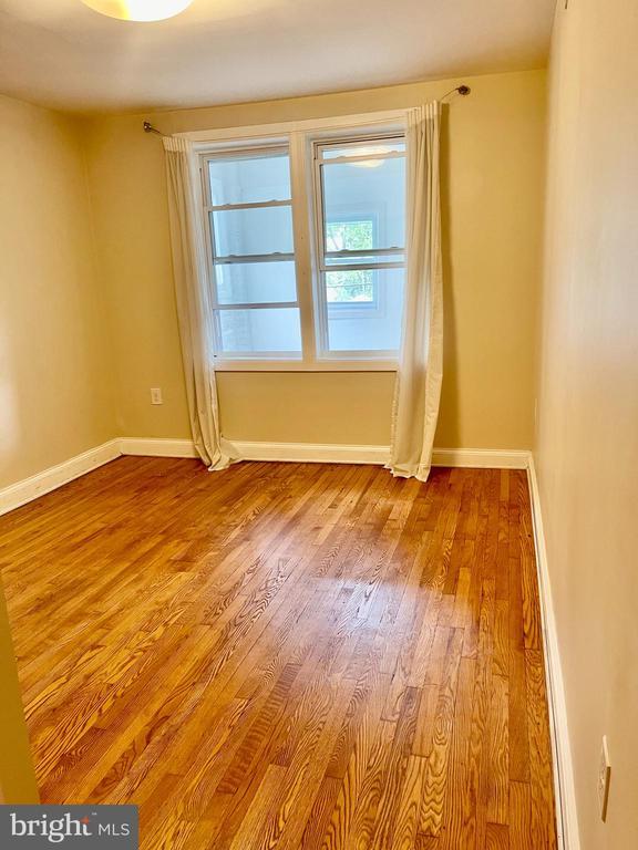 Building Photo - 1223 Orren St NE