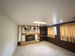 Building Photo - 825 W Arapahoe Ave