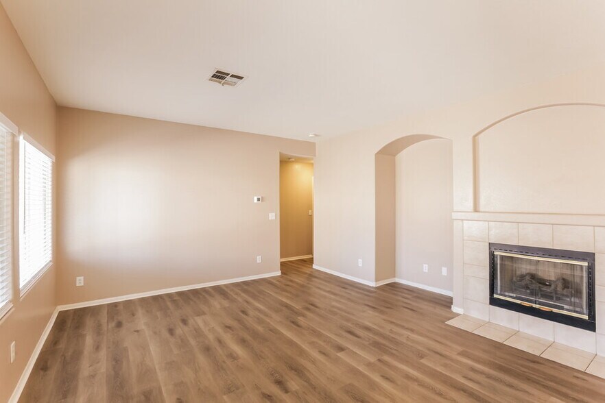 Building Photo - 6306 Wild Strawberry Ln