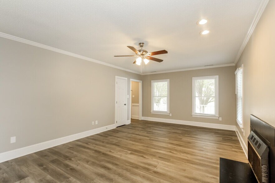 Building Photo - 6009 Burnt Mill Run