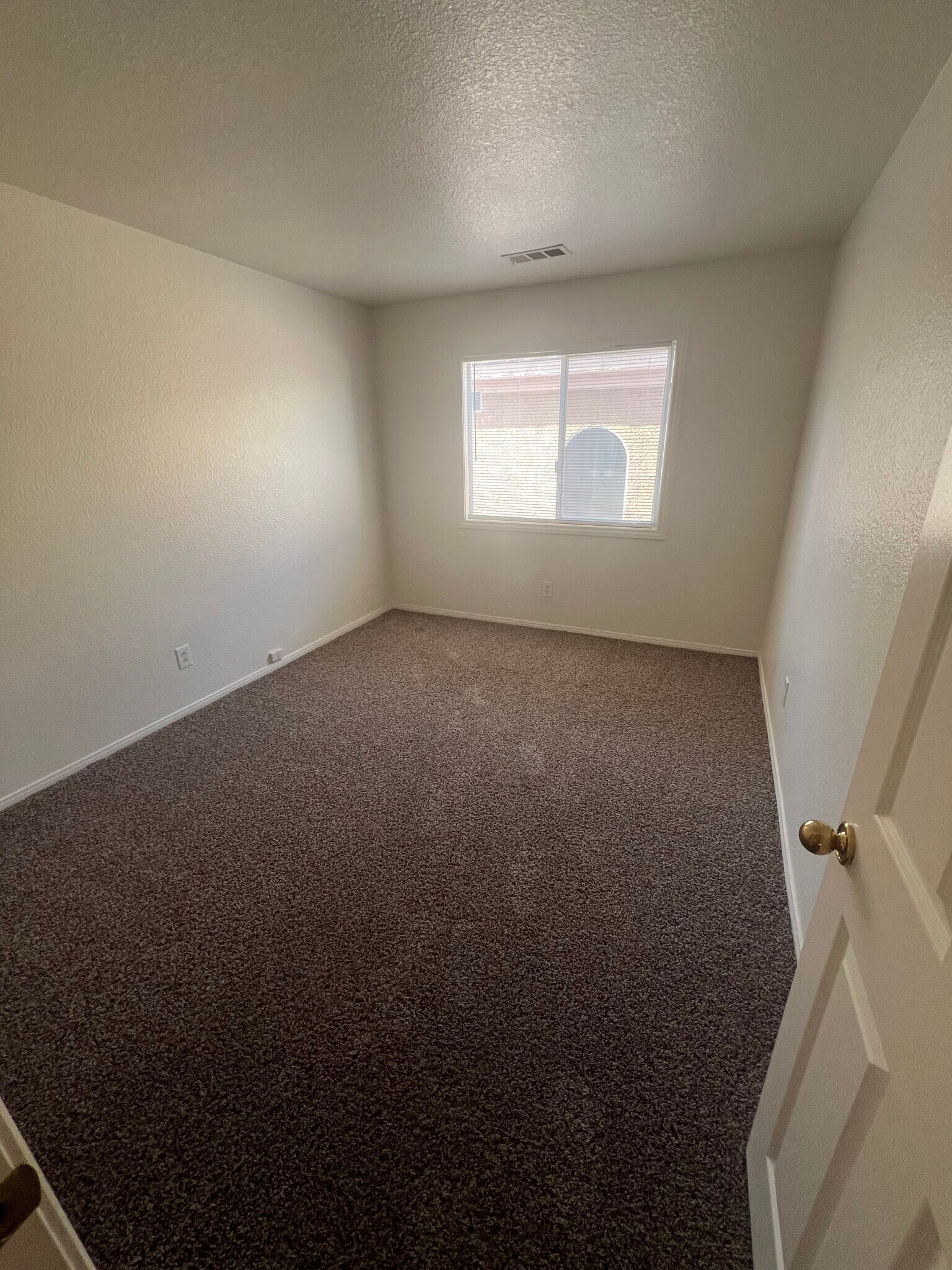 Building Photo - 1313 Paraiso St