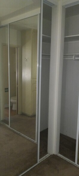 Building Photo - 5282 E Las Lomas St