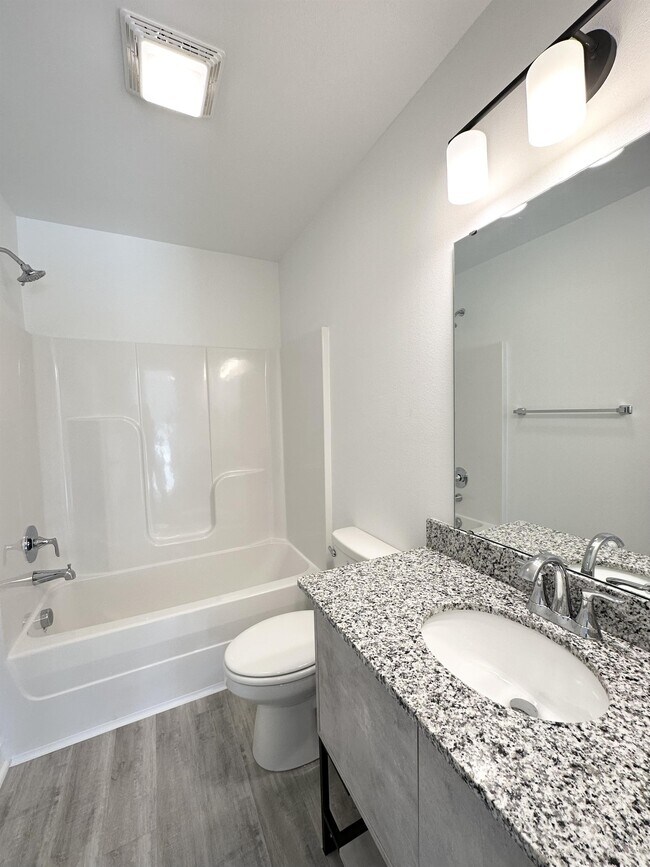 Building Photo - 1070 Boardwalk