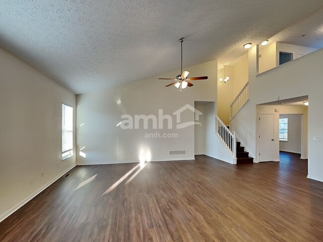 Building Photo - 928 Mahle Dr