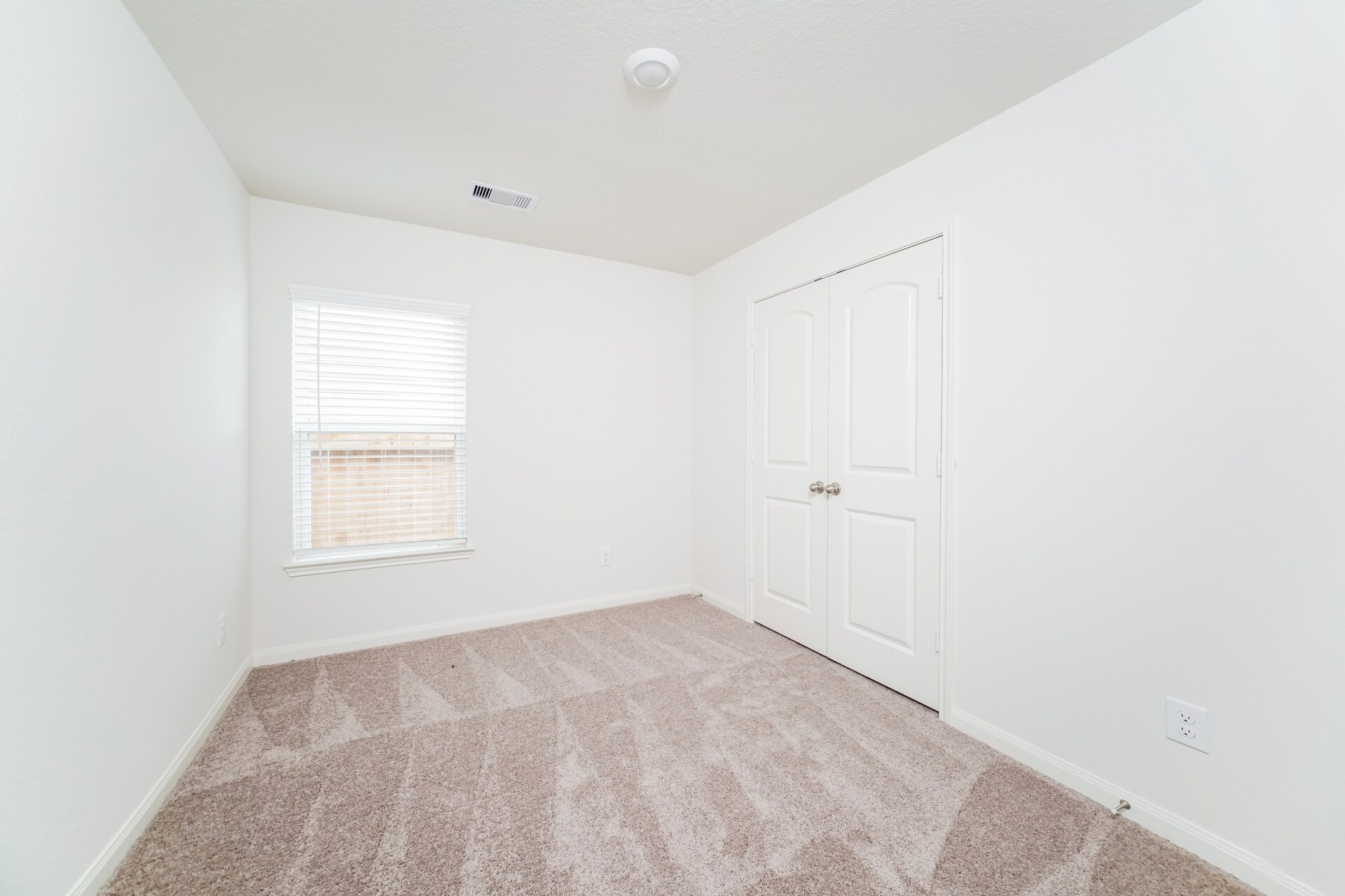 Building Photo - 22067 Ellison Dr