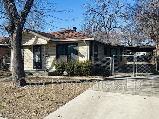 Building Photo - 255 Cumberland Rd