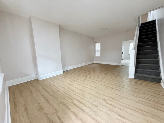 Building Photo - 4511 N Colorado St