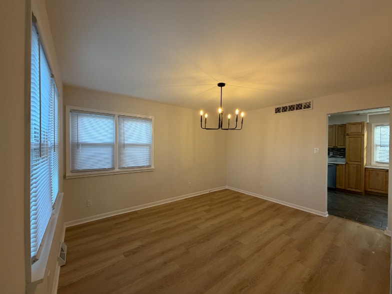 Building Photo - 11401 W 78th Ct